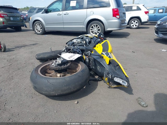 Yamaha Yzf-r1 2017 JYARN40E2HA000613 Image 6