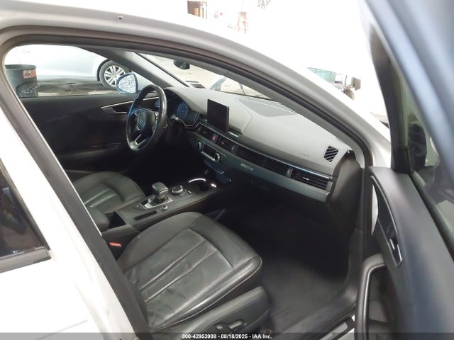 2017 AUDI A4 WAUANAF44HN069968 Photo 4