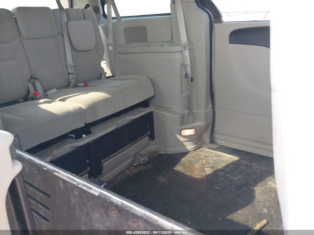 Продаж на аукціоні авто 2016 Dodge Grand Caravan Se, vin: 2C7WDGBG6GR144267, номер лоту: 42953922