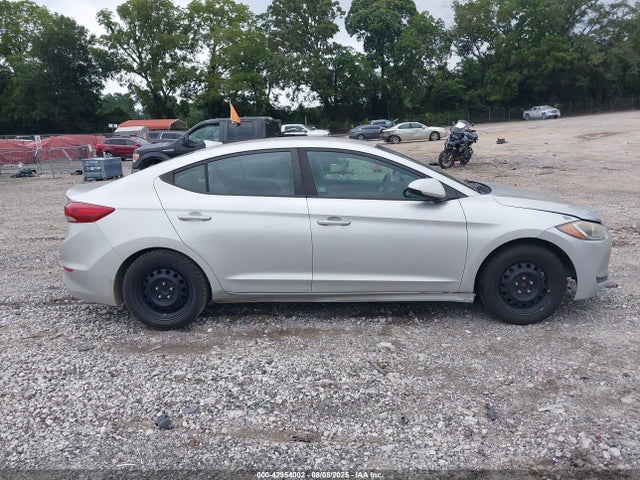 5NPD84LF9HH183267 Hyundai Elantra