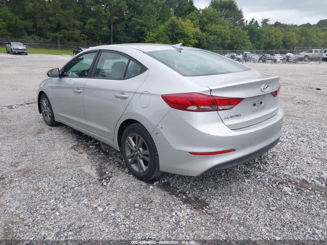 5NPD84LF9HH183267 Hyundai Elantra