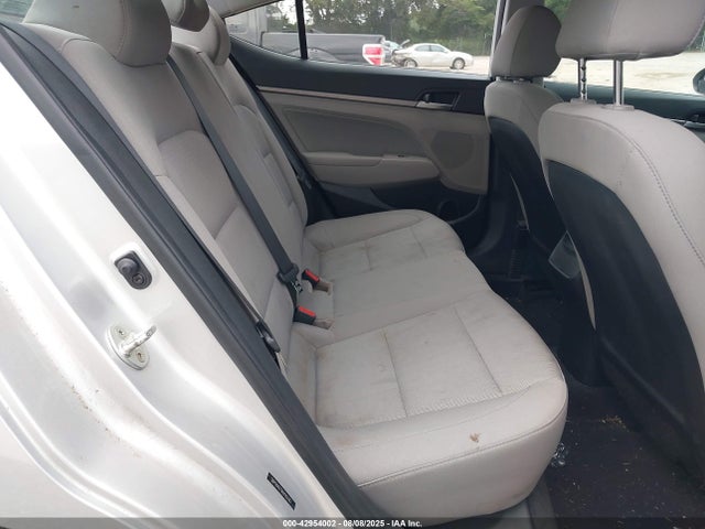 5NPD84LF9HH183267 Hyundai Elantra