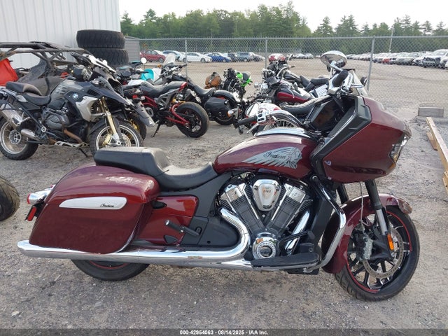 INDIAN MOTORCYCLE CO. V-twin 2023 56KLCARR1P3418419 Image 13
