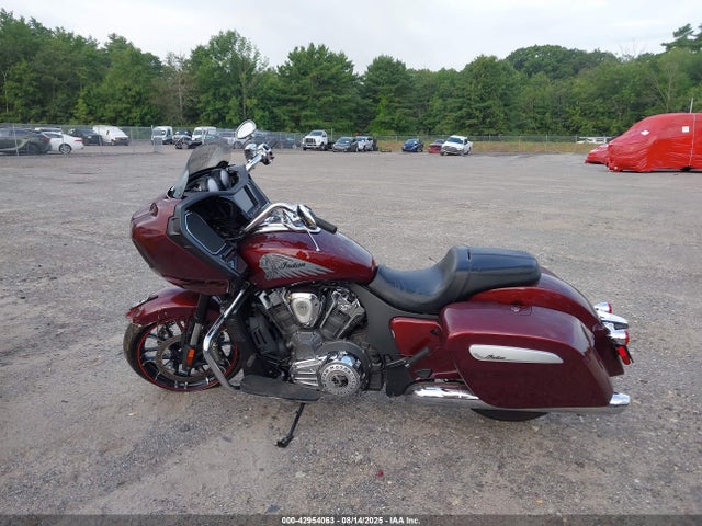 INDIAN MOTORCYCLE CO. V-twin 2023 56KLCARR1P3418419 Image 14