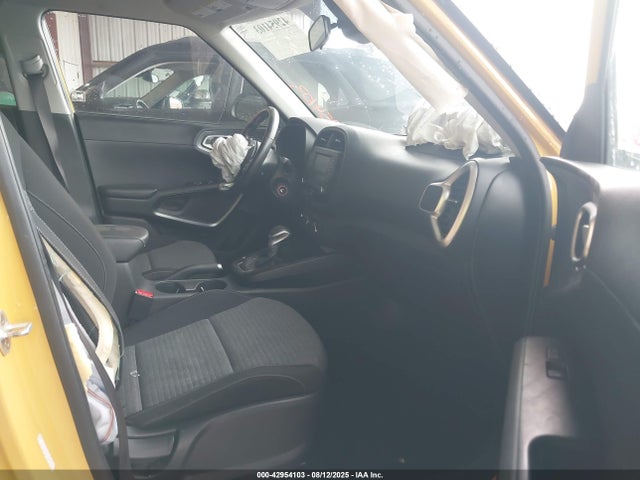 42954103 :رقم المزاد ، KNDJ23AUXL7049123 vin ، 2020 Kia Soul S مزاد بيع