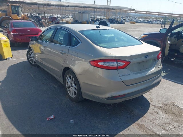 Ford 2016 2016 3FA6P0HD8GR177036 Image 3
