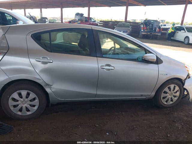 JTDKDTB35E1565934 Toyota 1nz-fxe+1lm