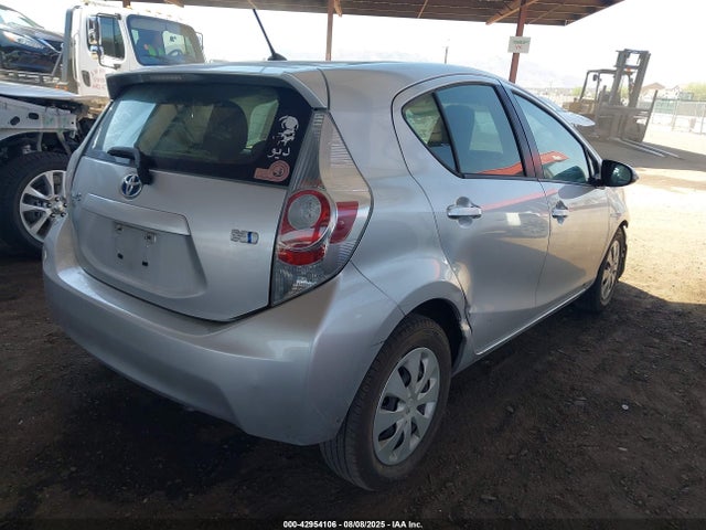 JTDKDTB35E1565934 Toyota 1nz-fxe+1lm