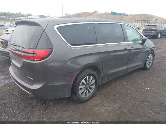 2022 CHRYSLER PACIFICA HYBRID 2C4RC1L72NR206835 Photo 3