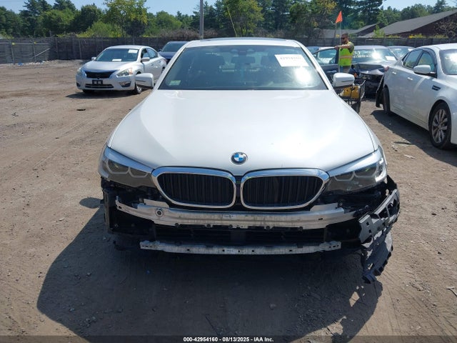 WBAJA7C56KG910678 BMW 530I