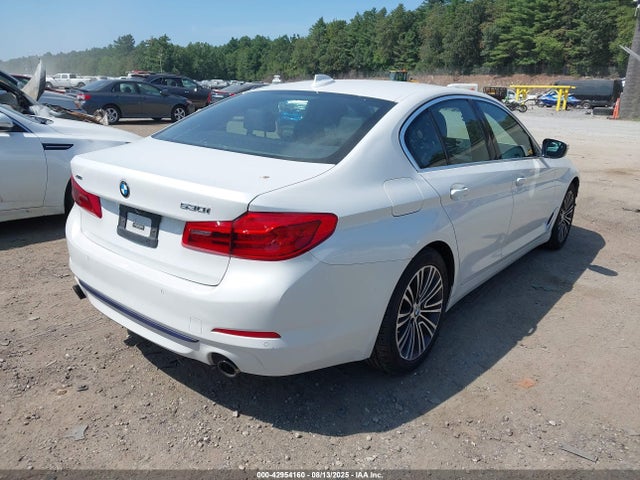 WBAJA7C56KG910678 BMW 530I