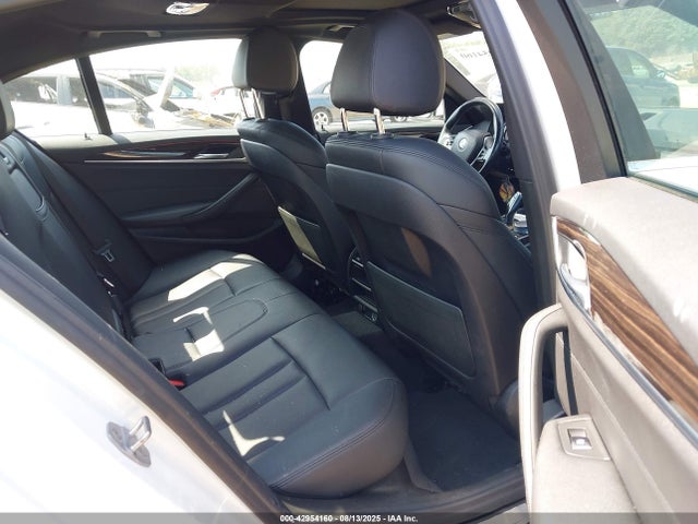 WBAJA7C56KG910678 BMW 530I