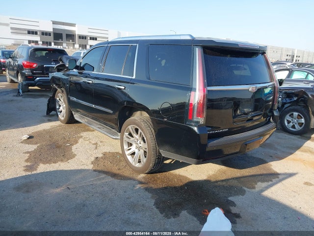 2015 CADILLAC ESCALADE 1GYS4MKJ8FR566643 Photo 2