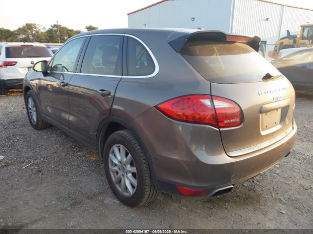 2014 PORSCHE CAYENNE WP1AA2A20ELA95712 Photo 2