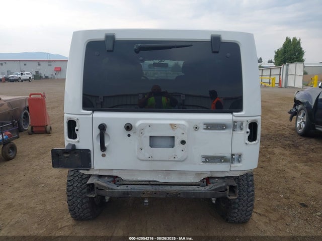 1C4BJWFG4GL344453 Jeep Wrangler