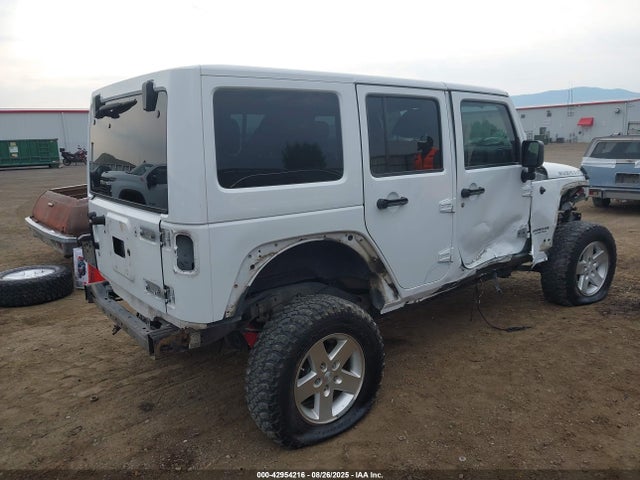 1C4BJWFG4GL344453 Jeep Wrangler