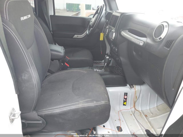 1C4BJWFG4GL344453 Jeep Wrangler