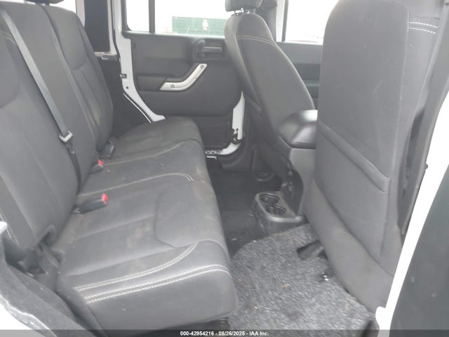 1C4BJWFG4GL344453 Jeep Wrangler