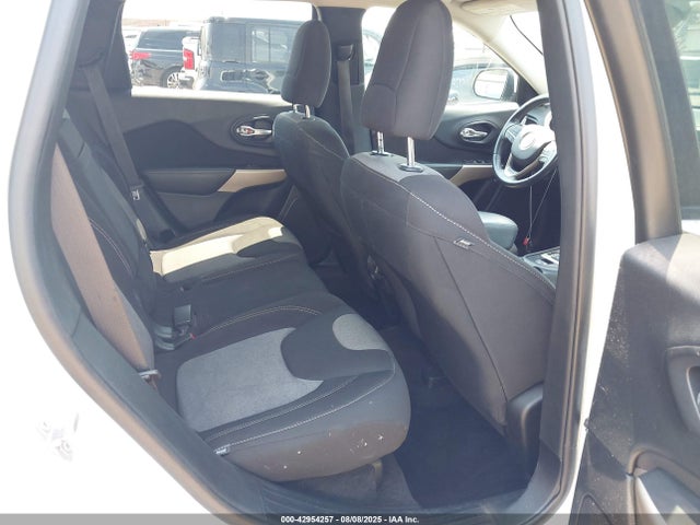 1C4PJLCX0JD621285 Jeep 2018