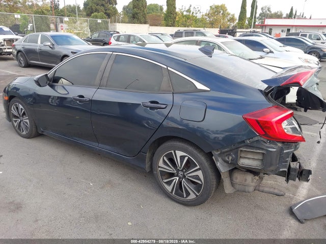 Honda l15b7 2017 19XFC1F33HE207381 Image 3