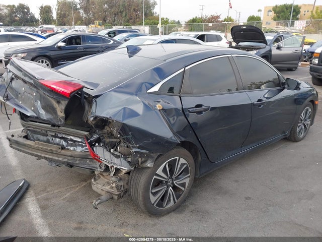 Honda l15b7 2017 19XFC1F33HE207381 Image 4