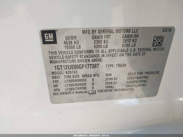 1GT12UE86GF177387 GMC lml - pti, duramax