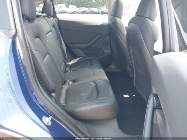 2021 TESLA MODEL Y 5YJYGDEE2MF114261 Photo 7