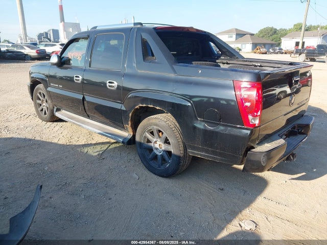 2004 CADILLAC ESCALADE EXT 3GYEK62N64G242296 Photo 2