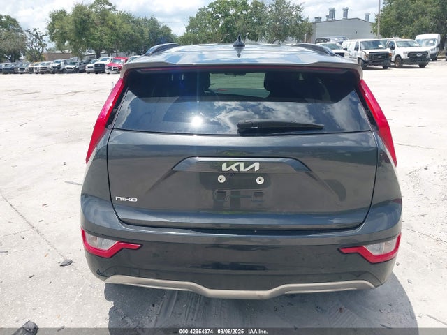 KNDCR3L10R5078299 KIA Niro Ev Wind