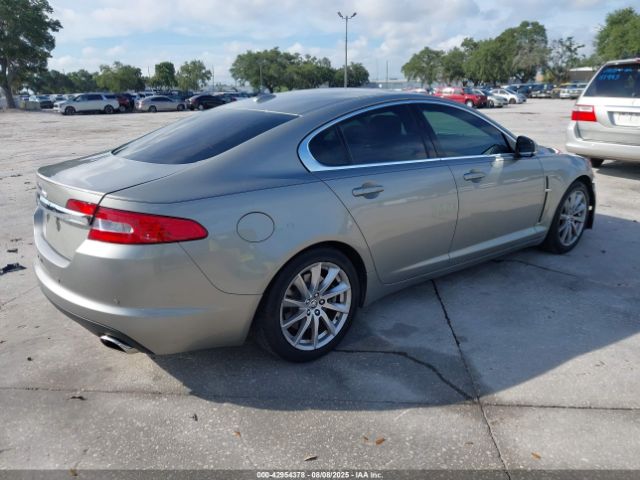 2010 JAGUAR XF SAJWA0FA7AHR60556 Photo 3