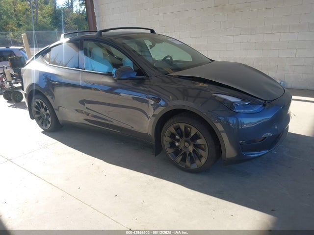 2023 TESLA MODEL Y 7SAYGDEE4PF905382 Photo 0