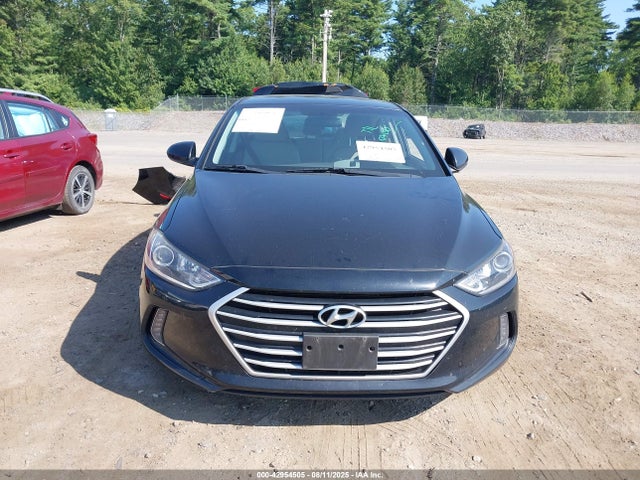 Hyundai 2017 2017 5NPD84LF6HH052104 Image 13