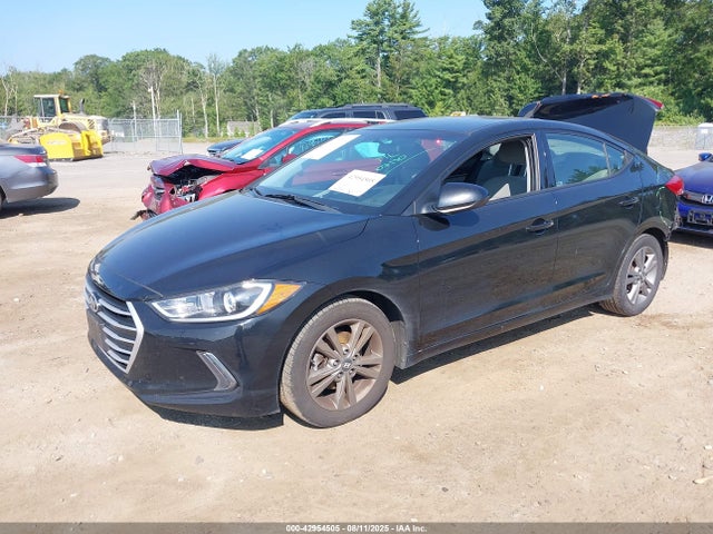 Hyundai 2017 2017 5NPD84LF6HH052104 Image 2