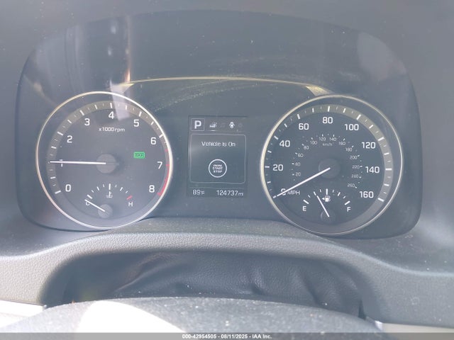 Hyundai 2017 2017 5NPD84LF6HH052104 Image 7