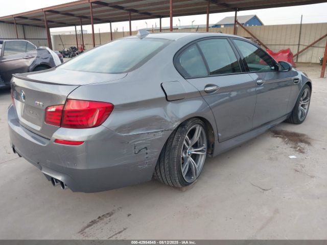 2013 BMW M5 WBSFV9C53DD096298 Photo 3