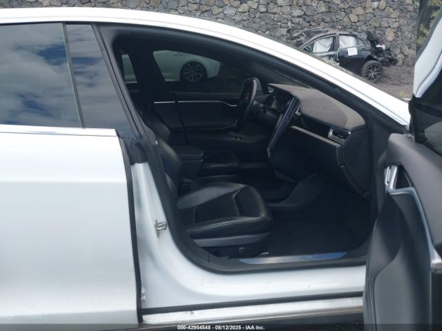 2015 TESLA MODEL S 5YJSA1S28FF098330 Photo 4