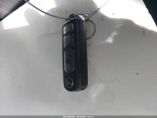JM3TCBEY5G0121395 Mazda py