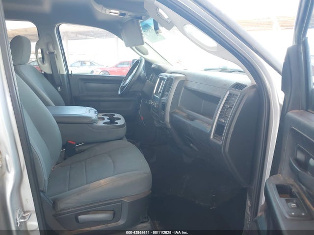 1C6RR7KM9GS318825 RAM 2016