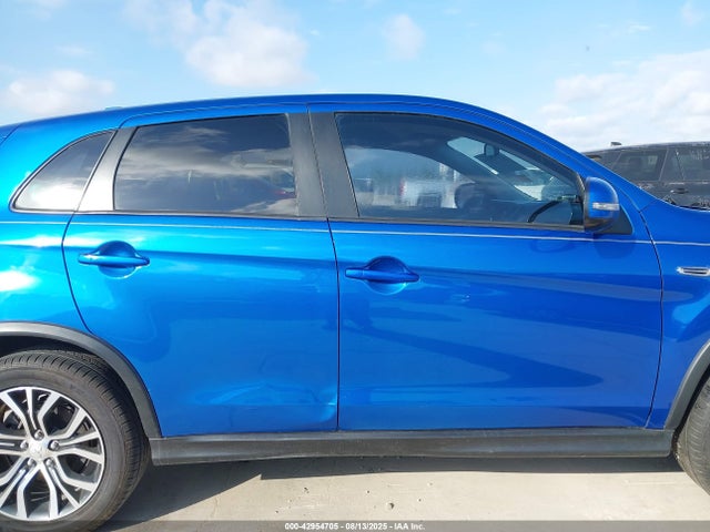 Mitsubishi mivec 2018 JA4AP3AU9JZ009502 Image 12