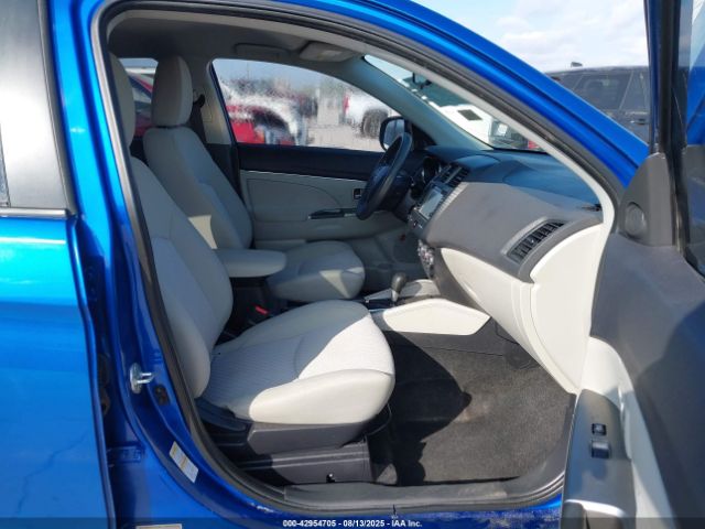 2018 MITSUBISHI OUTLANDER SPORT JA4AP3AU9JZ009502 Photo 4