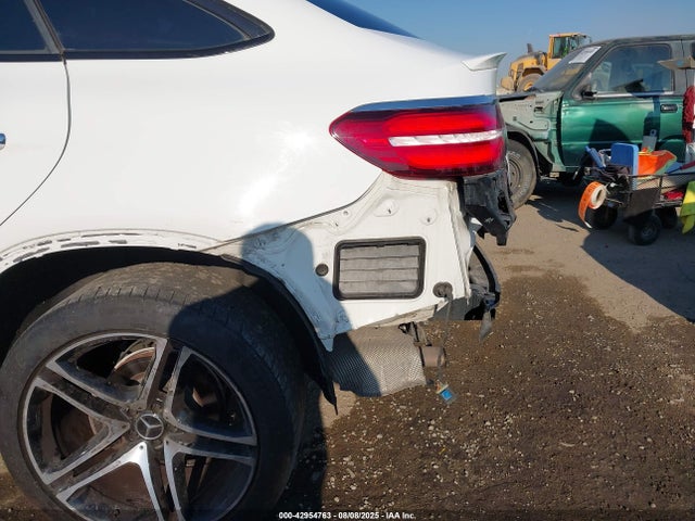 4JGED6EB9KA154349 Mercedes-Benz m276