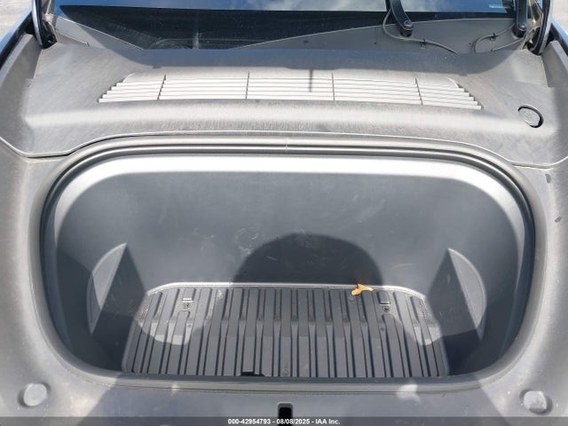 2024 TESLA MODEL Y 7SAYGDED7RF113057 Photo 9