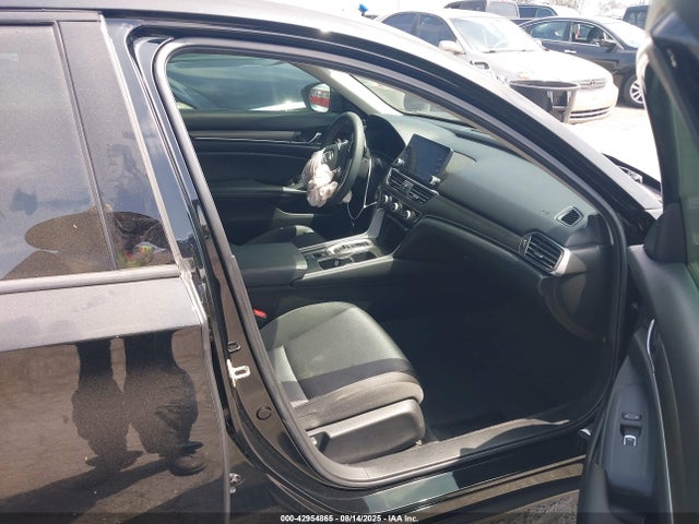 Honda lfb2 2019 1HGCV3F12KA000855 Image 5