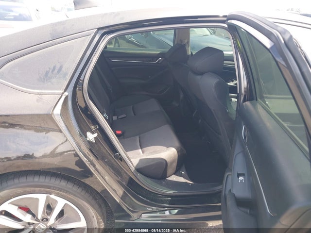 Honda lfb2 2019 1HGCV3F12KA000855 Image 8