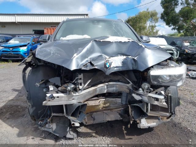 2019 BMW X1 WBXHT3C5XK3H35594 Photo 5