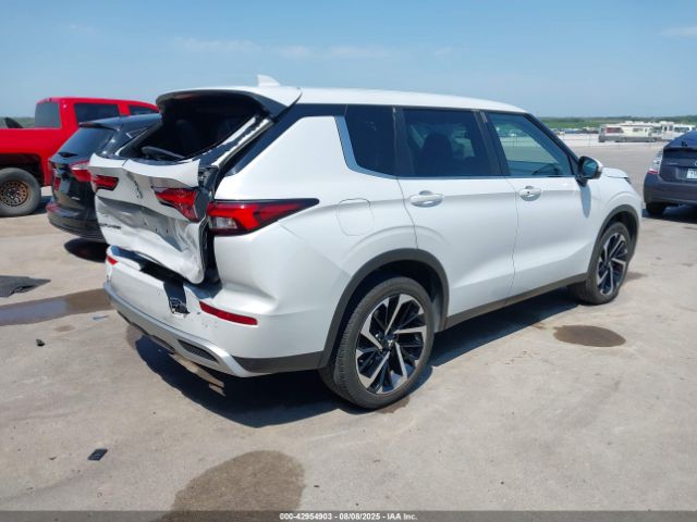 2023 MITSUBISHI OUTLANDER JA4J3UA85PZ034703 Photo 3