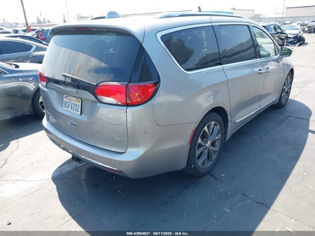 Chrysler Pacifica 2017 2C4RC1GGXHR643352 Image 4