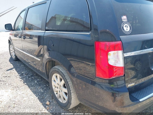 2C4RC1BG7ER158265 Chrysler Town and Country
