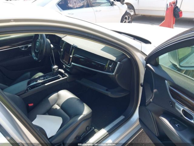 2018 VOLVO S90 LVY982MK4JP008210 Photo 4