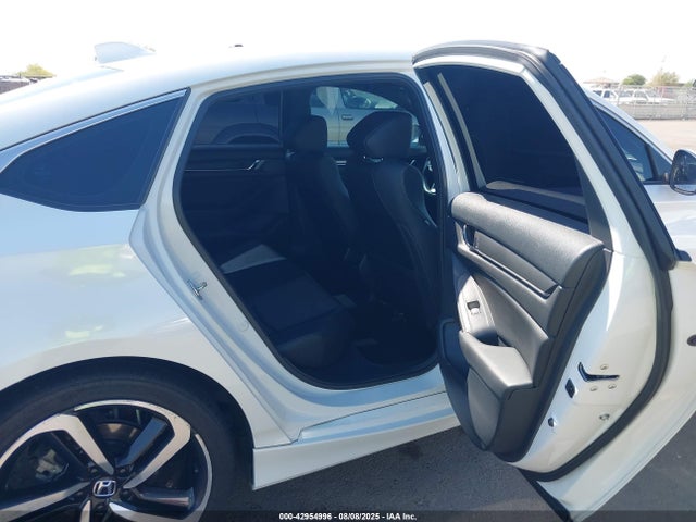 1HGCV1F30JA172094 Honda l15be